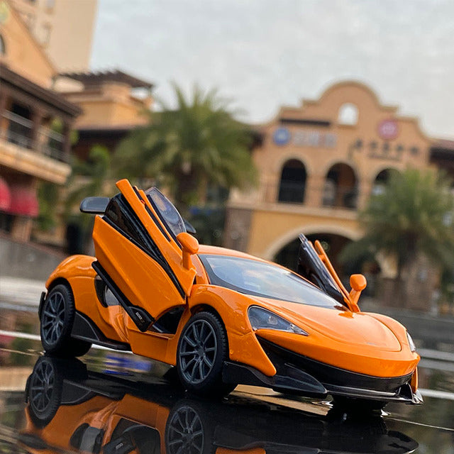 McLaren 600LT Alloy Sports Car 1:32 Scale