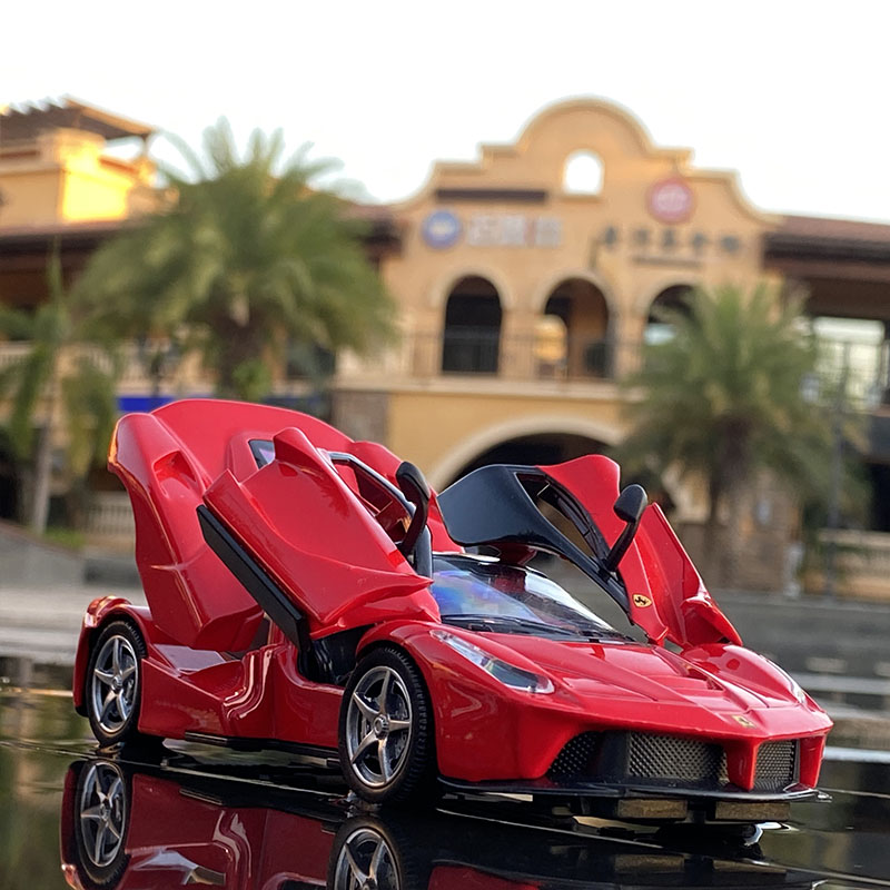 Ferrari Laferrari Alloy Sports Car Model 1:32 Scale